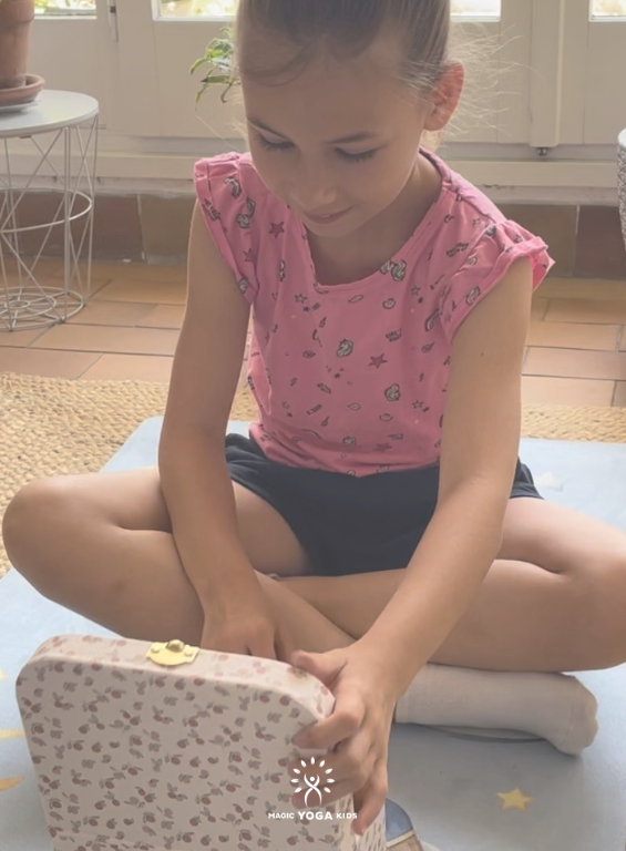 Ma-Valise-de-Retour-au-Calme-Magic-Yoga-Kids Valise de Retour au Calme